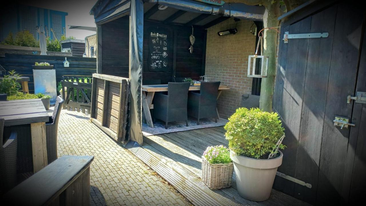 Bed & Breakfast De Schans Makkum Exterior photo